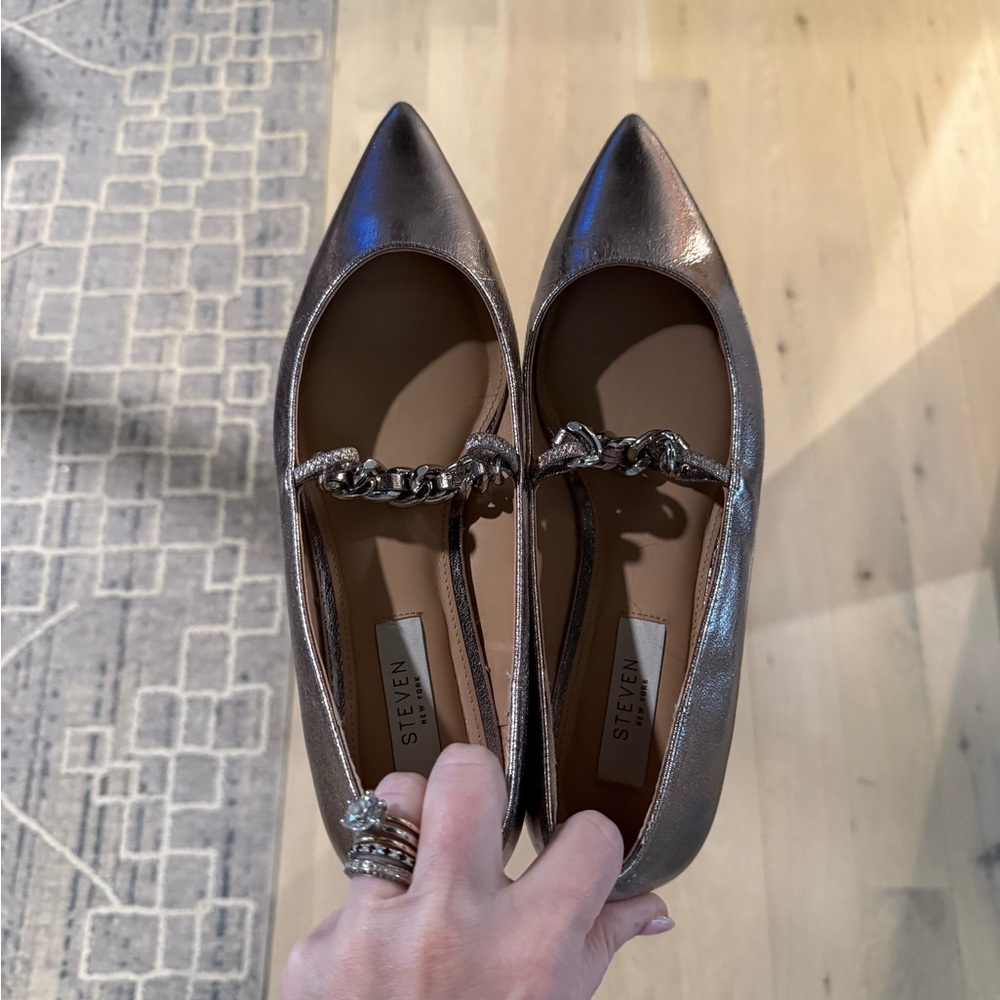 Seven7 Metallic Women's Shoes